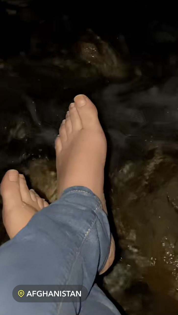 Najeeba Faiz Feet